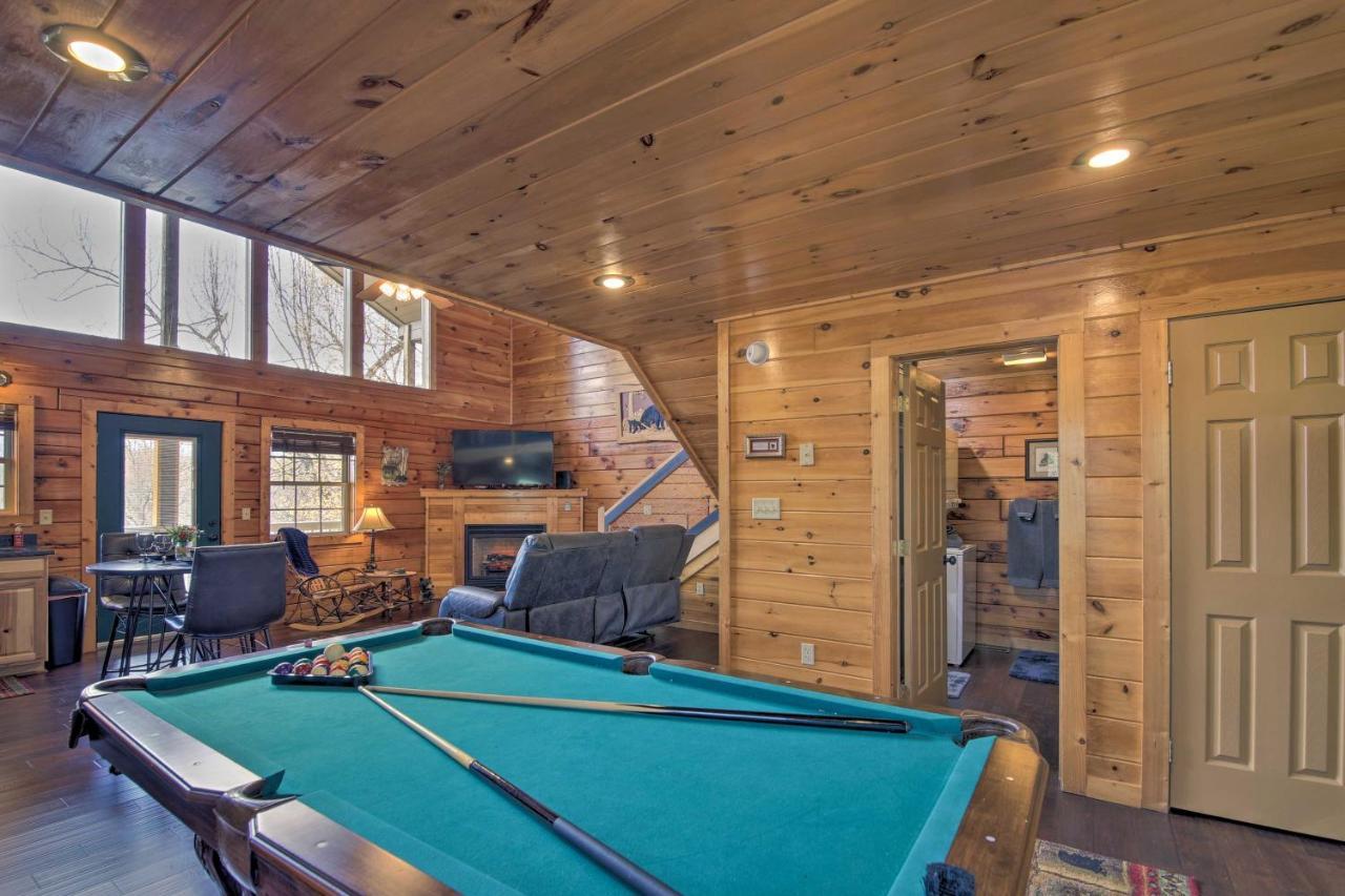 Gatlinburg Cabin With Pool Table And Hot Tub! Buitenkant foto