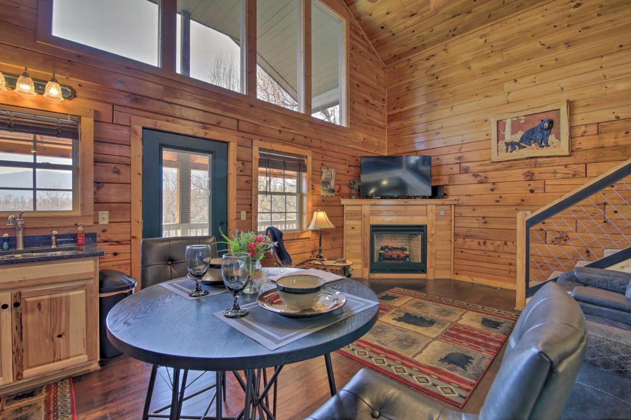 Gatlinburg Cabin With Pool Table And Hot Tub! Buitenkant foto