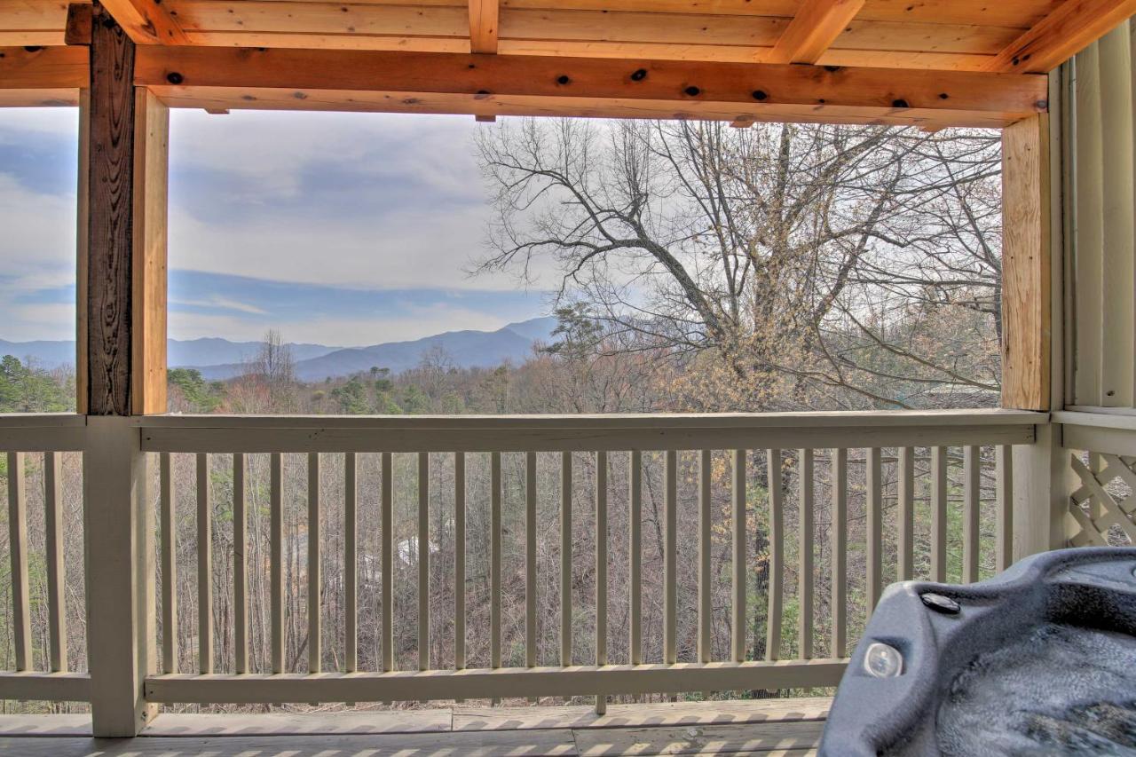 Gatlinburg Cabin With Pool Table And Hot Tub! Buitenkant foto