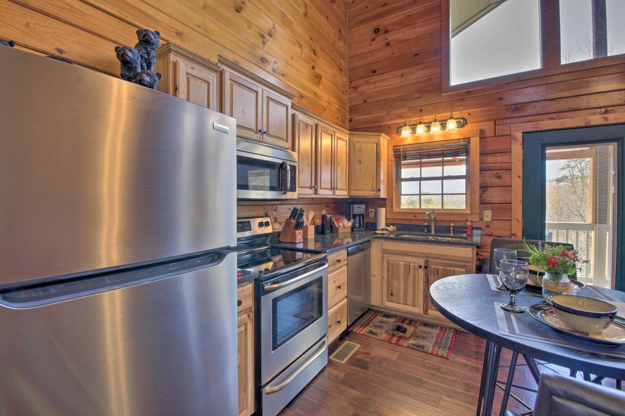 Gatlinburg Cabin With Pool Table And Hot Tub! Buitenkant foto